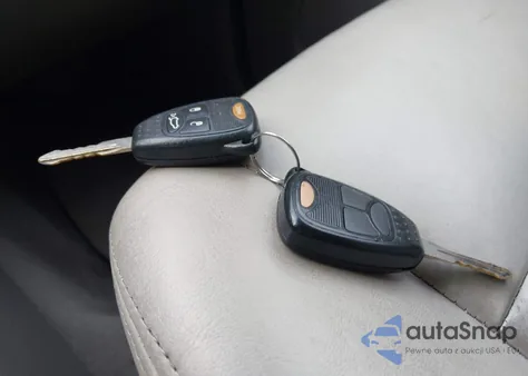 2006 Jeep Liberty Limited Edition z USA, uszkodzony, nr VIN 1J4GK58K76W293844